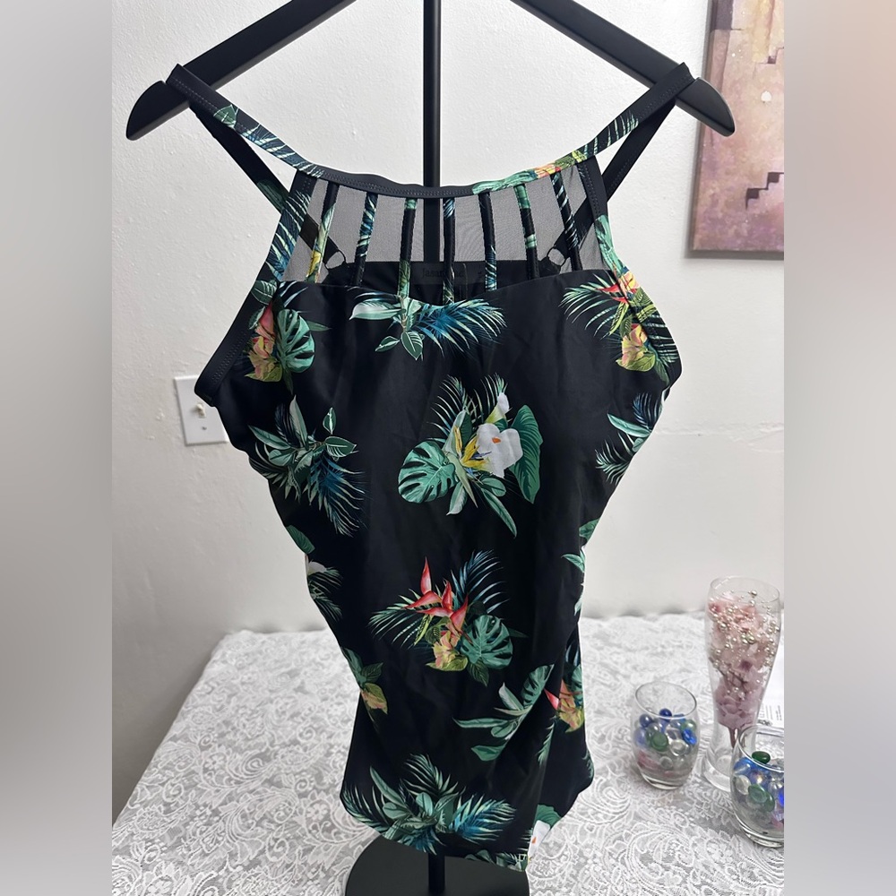 NWT Tropical Halter Swim Top Women Size L - Picture 8 of 10